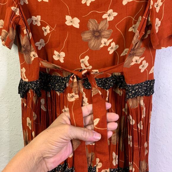 CACTUS FLOWER Dress Vintage V-Neck Ruffle Tiered Floral Western‎ Broom Style - Picture 8 of 12